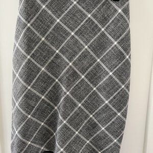 White House Black Market Black & White Twill Pencil Skirt, Size 0
